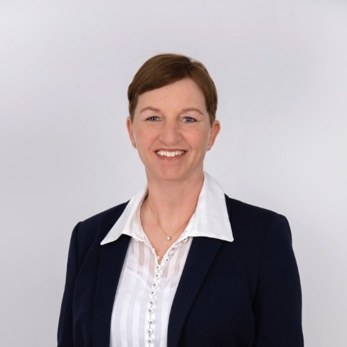 Allianz Versicherung Michael Spielbauer Deggendorf - Christina Balhuber