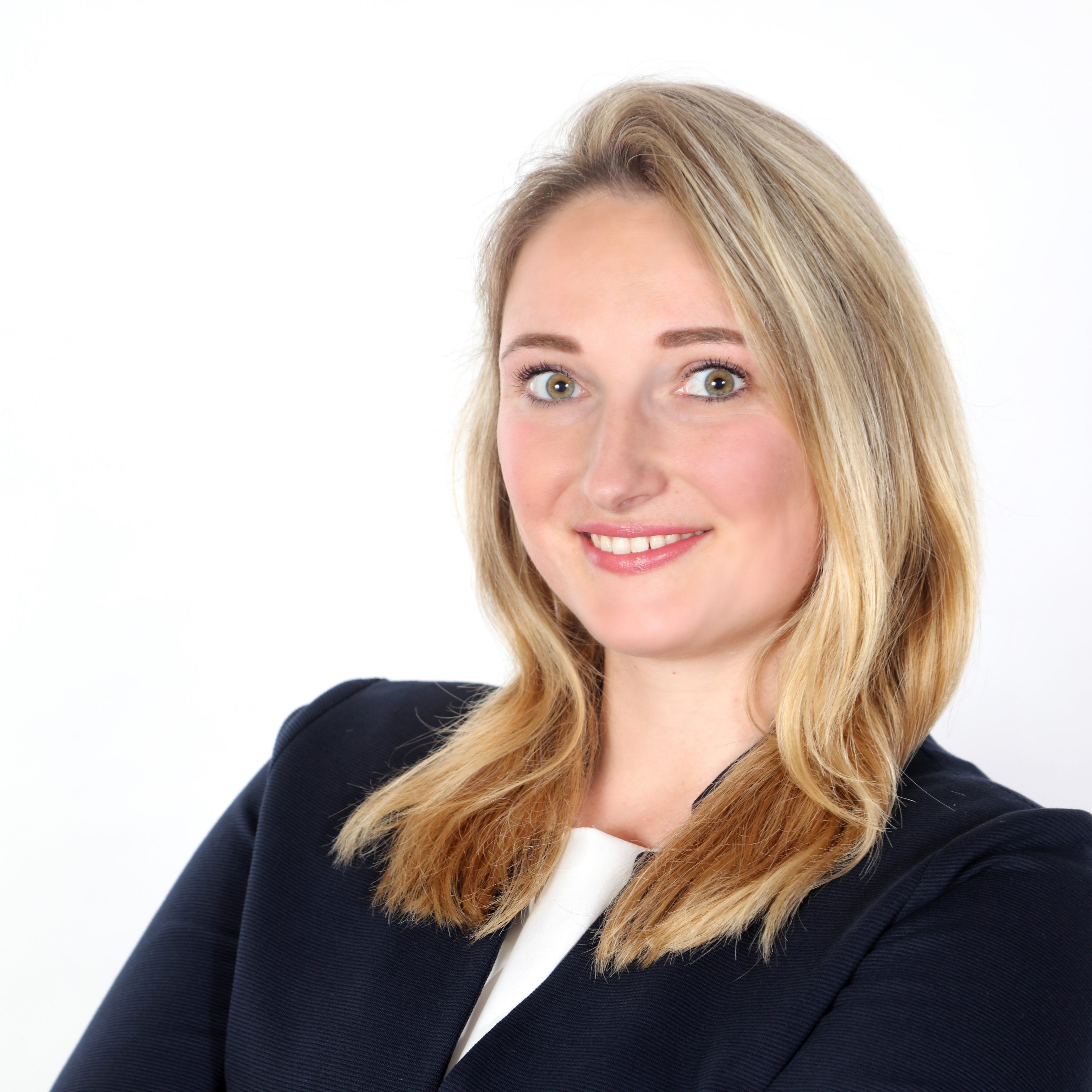 Allianz Versicherung Michelle Alexandra Karsten Strausberg - Profilbild1