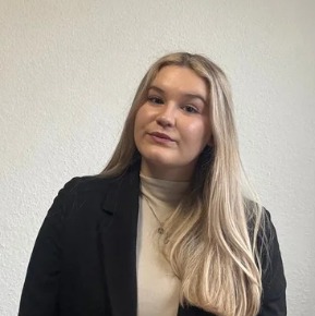 Allianz Versicherung Mike Schumann Weinböhla - Nelly Menzel