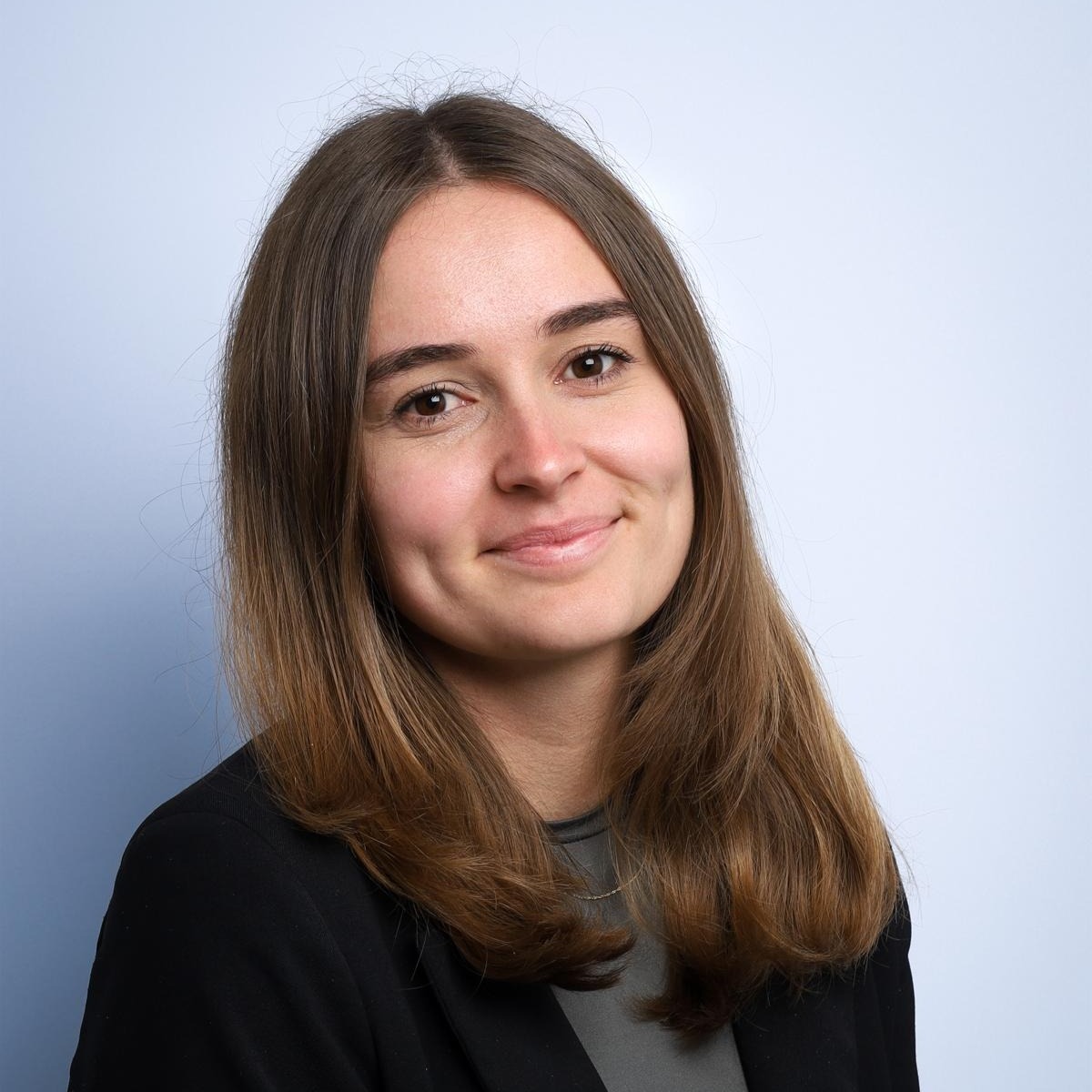 Allianz Versicherung Müller und Henter OHG Ergolding - Franziska Winkler