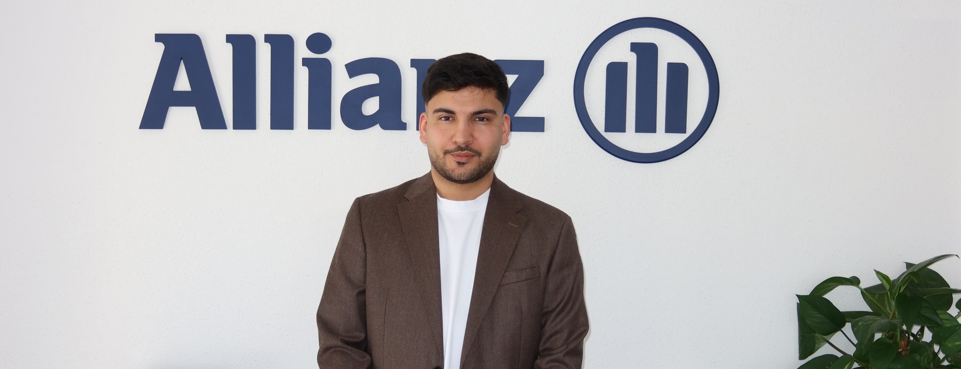 Allianz Versicherung Murat Tiras Hutthurm - KFZ_Auto_Hutthurm_Versicherung_Murat_Tiras