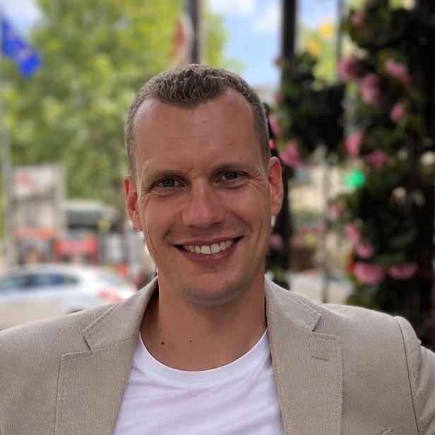 Allianz Versicherung Nico Kortas Langerwehe - Nico Kortas Allianz Profilbild außen