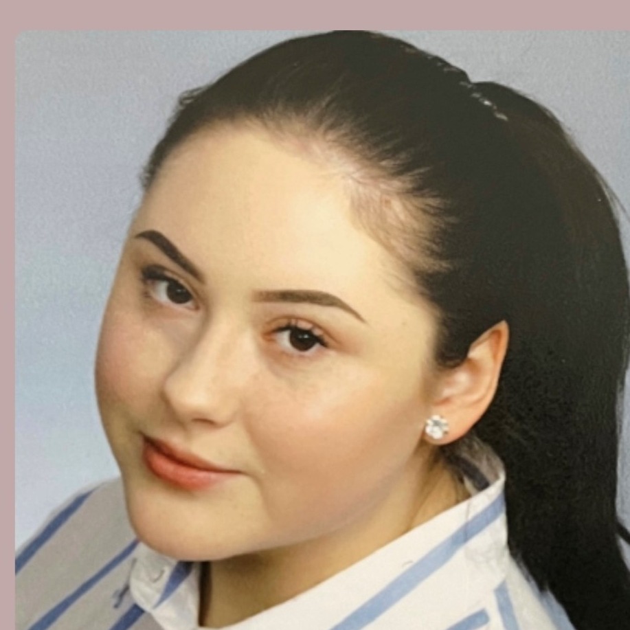 Allianz Versicherung Nicole Schlosser Strausberg - Gesicht 
