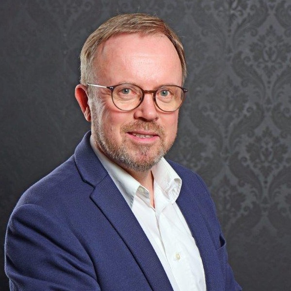 Allianz Versicherung Olaf Haffner Berlin - Baugeldspezialist BestAger Firmenspezialist 