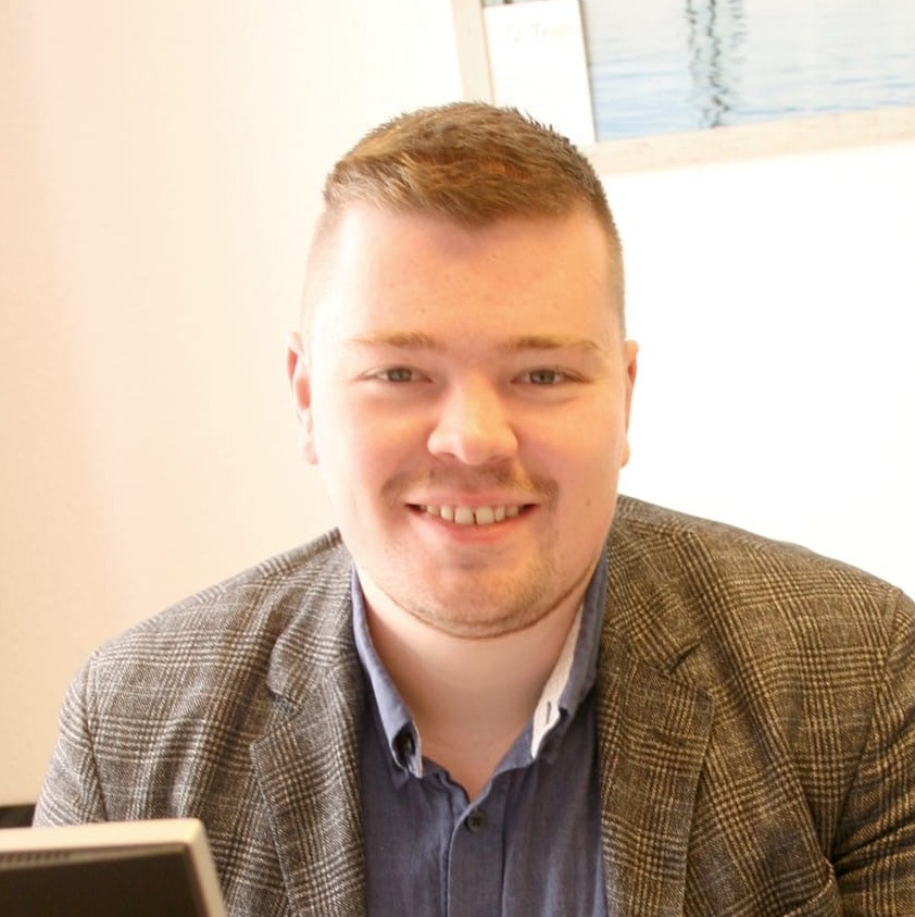 Allianz Versicherung Patrick Flüchter Lippstadt - Kundenberater Dennis Emil