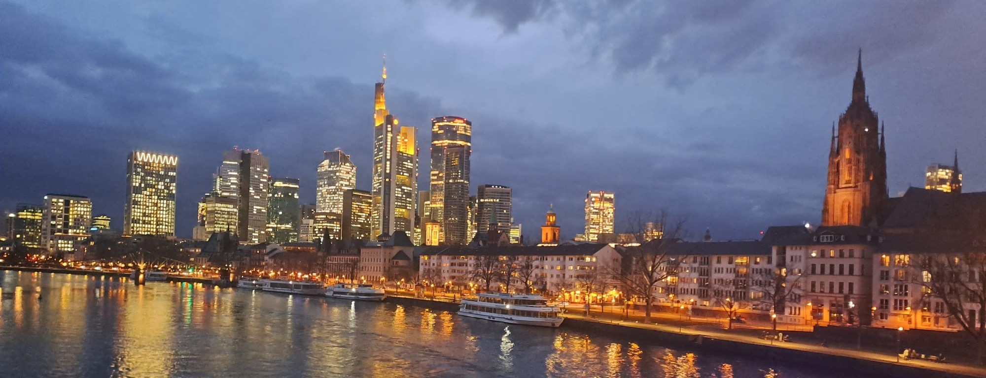 Allianz Versicherung Peter Hohmann Frankfurt am Main - Ihre Versicherungsexperten in Frankfurt, bester Service, beste Betreuung, hohe Kompetenz. 