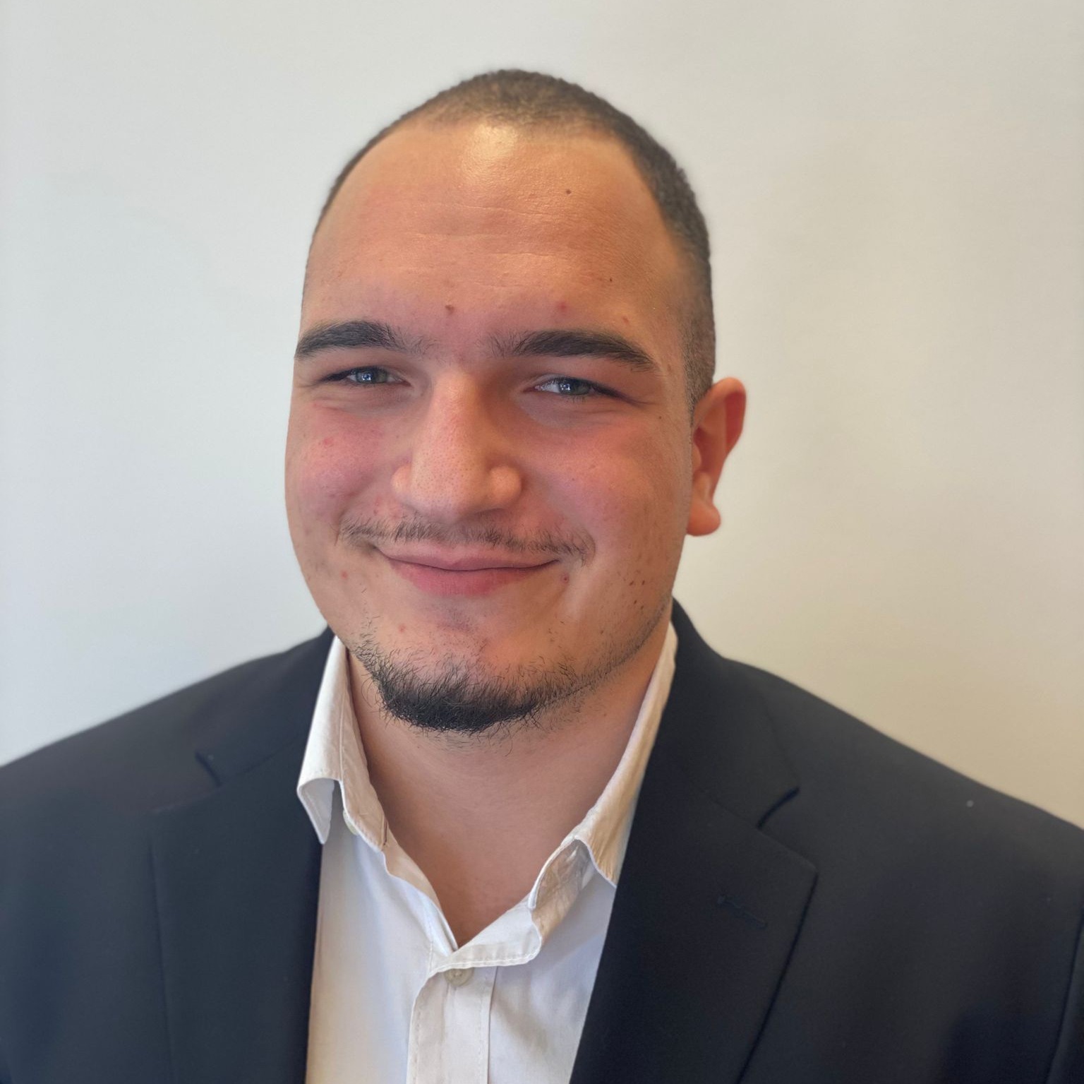 Allianz Versicherung Ralf Feldmaier Hochdorf - Herr Tsalkatis