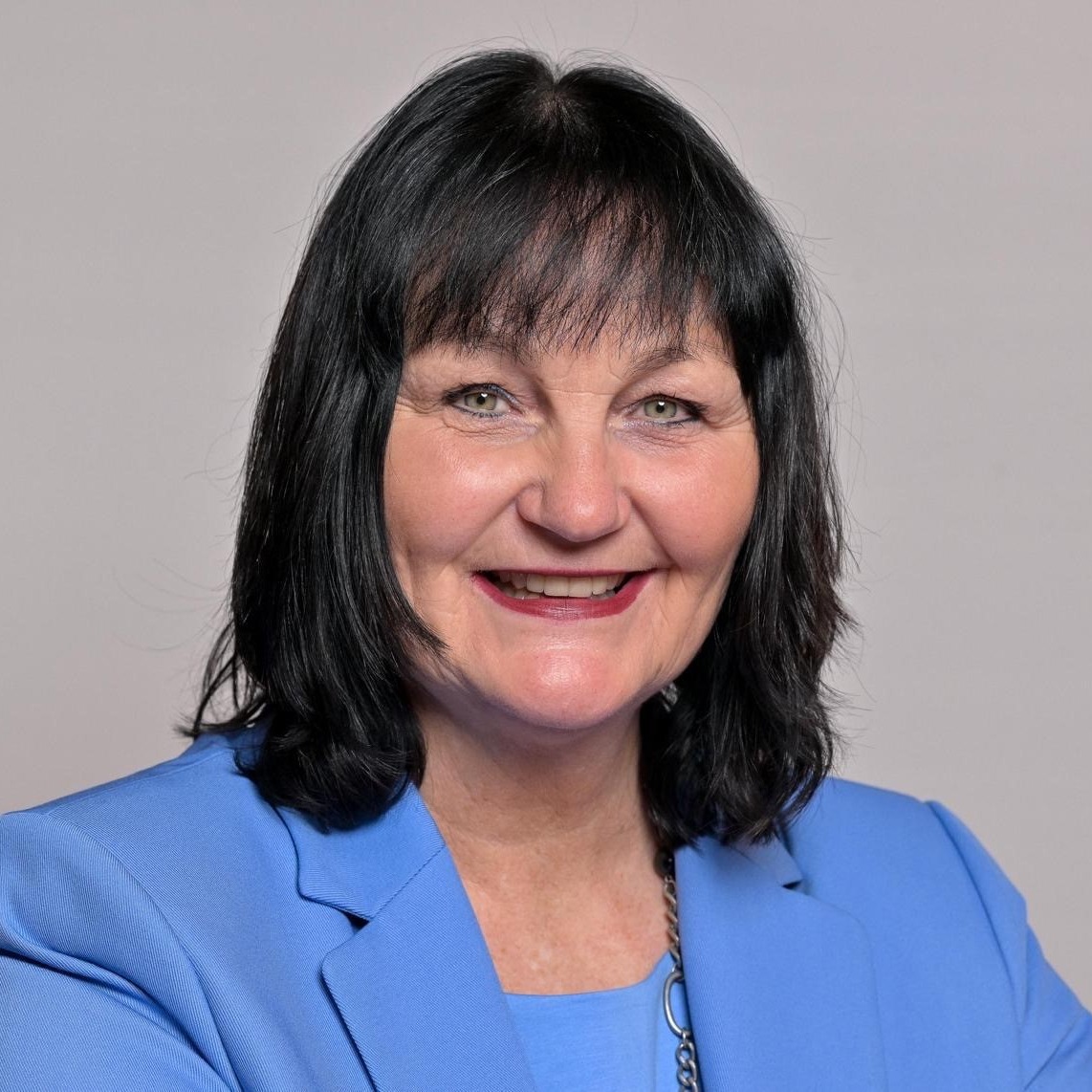 Allianz Versicherung Robin Richter Dillenburg - Silvia Weintritt