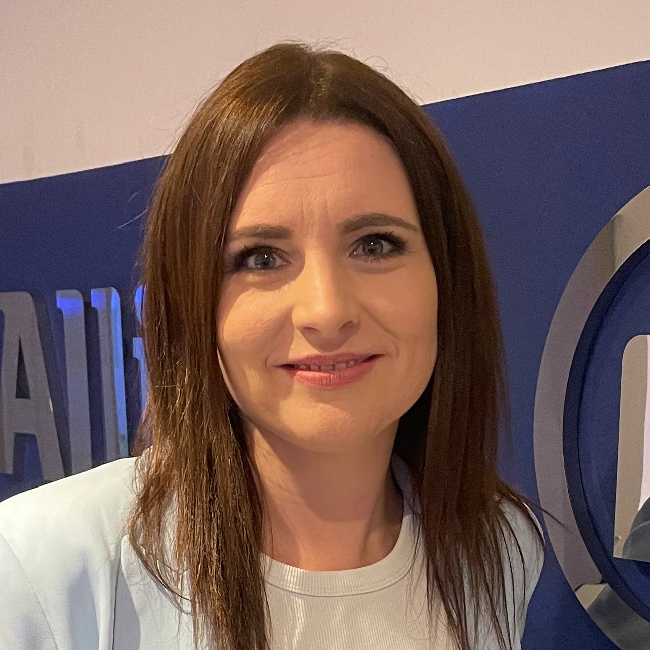Allianz Versicherung Roger Beckmann Hiddenhausen - Viktoria Befuss Vertriebsassistentin Allianz