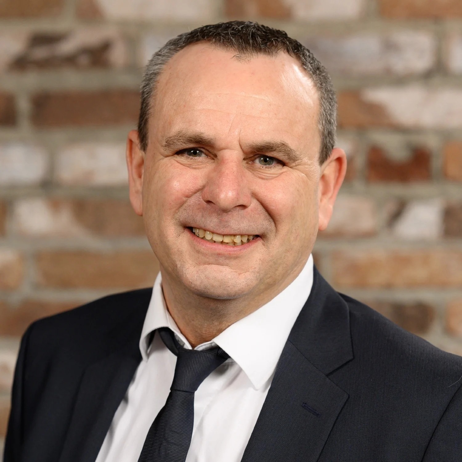 Allianz Versicherung Ido und Aref OHG Köln - Christian Lutz