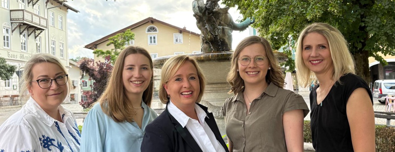 Allianz Versicherung Sabine Knott-Haltmair Weyarn -  Alena, Josepha, Sabine, Agnes, Stephie 