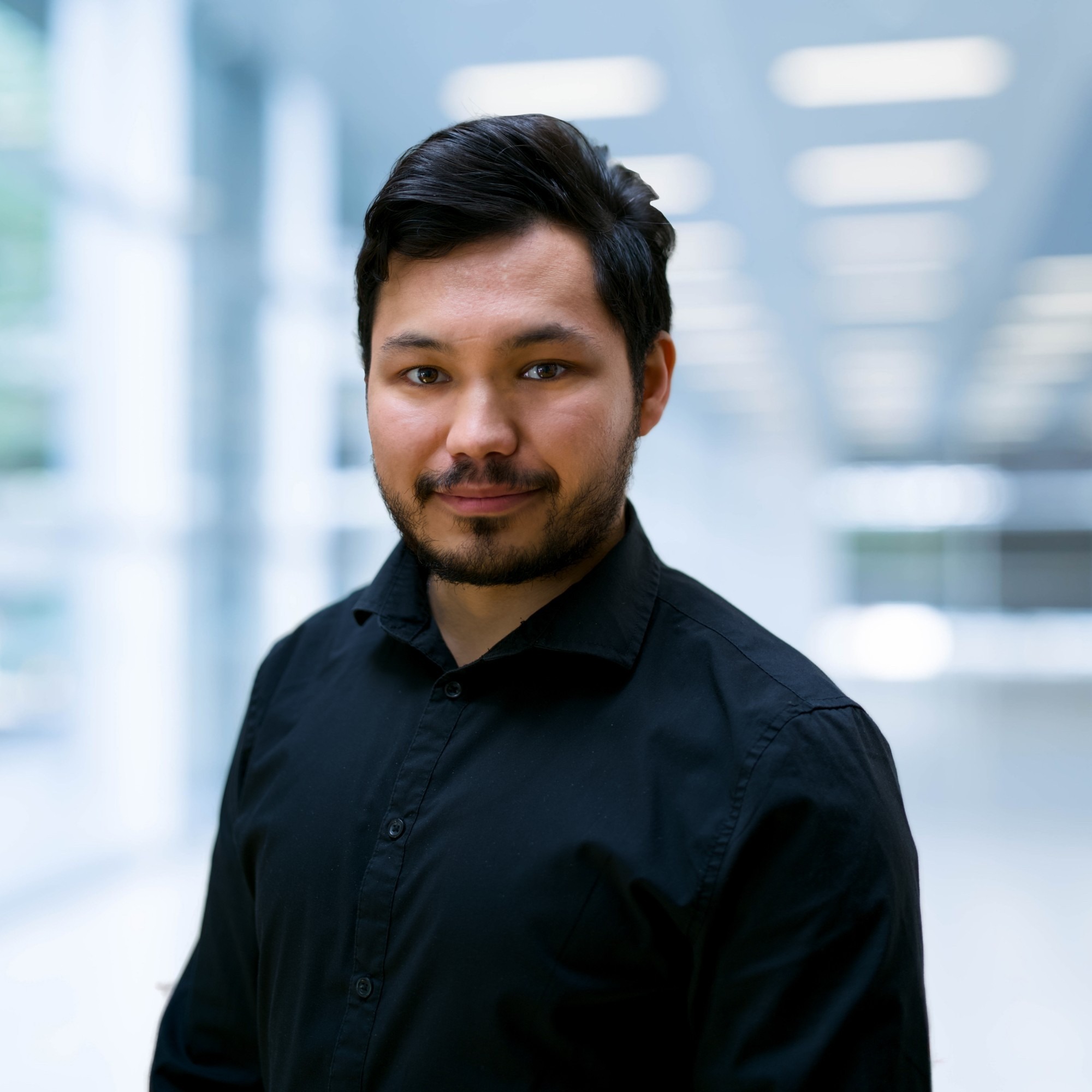 Allianz Versicherung Sabrina Desiree Cavdar Düsseldorf - Mustafa Husseini