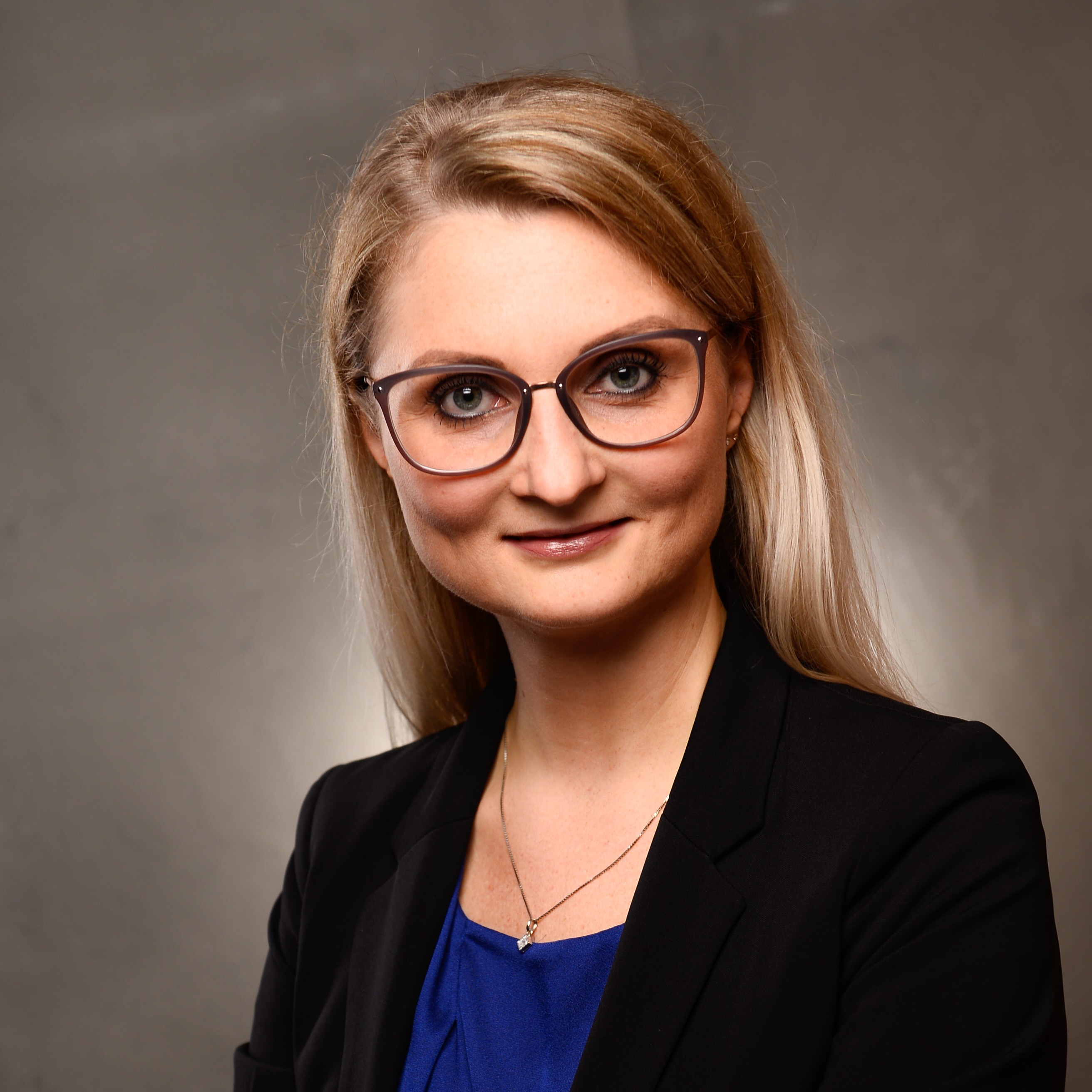 Allianz Versicherung Sabrina Wischrath Frielendorf - Julia Vojkin