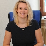 Allianz Versicherung Sarah Hübner Oberthulba - Fr. HÃ¼bner sitz in Ihrem BÃ¼ro und wartet auf Sie!