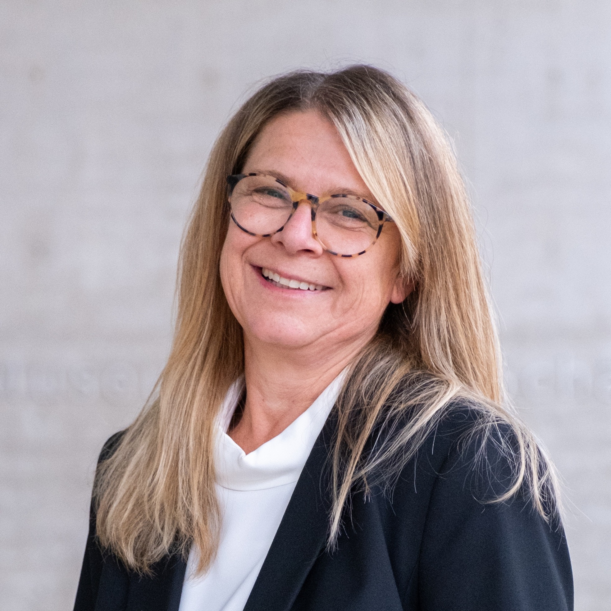 Allianz Versicherung Alexander Schmitt Gochsheim - Sandra Lesser