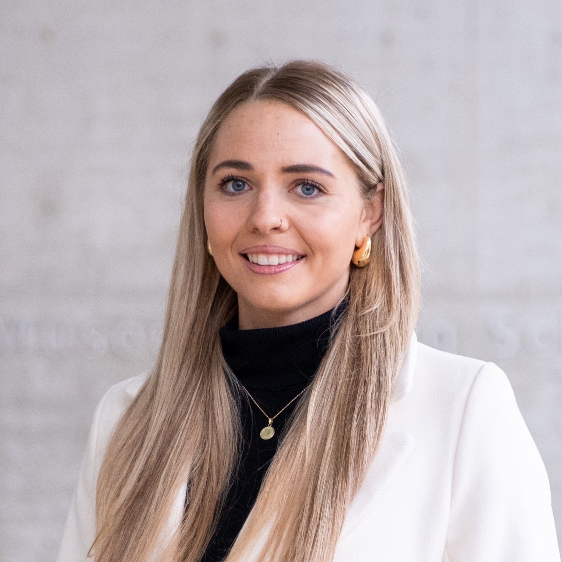 Allianz Versicherung Alexander Schmitt Gochsheim - Joana