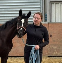Allianz Versicherung Schmitz u.Zündel Inh. Thomas Zündel e.K. Viersen - Agenturpferd Bacardi mit unserer Tochter Johanna
