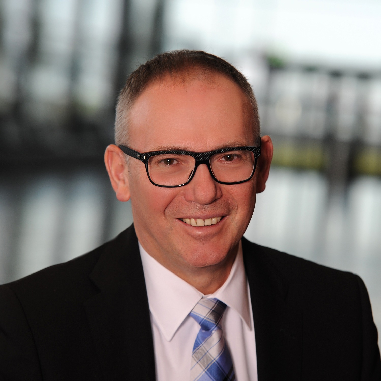 Allianz Versicherung Pascal Schütterle Rust - Jochen Erb