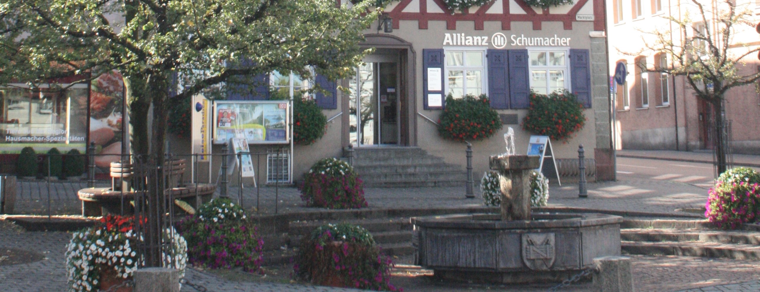 Allianz Versicherung Schumacher OHG Gaildorf - Unser Büro im Alten Rathaus am Marktplatz