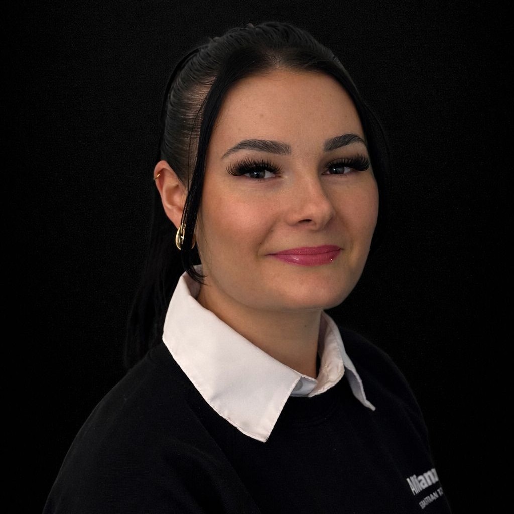 Allianz Versicherung Sebastian Tomalla Beverstedt - Samantha Albeck