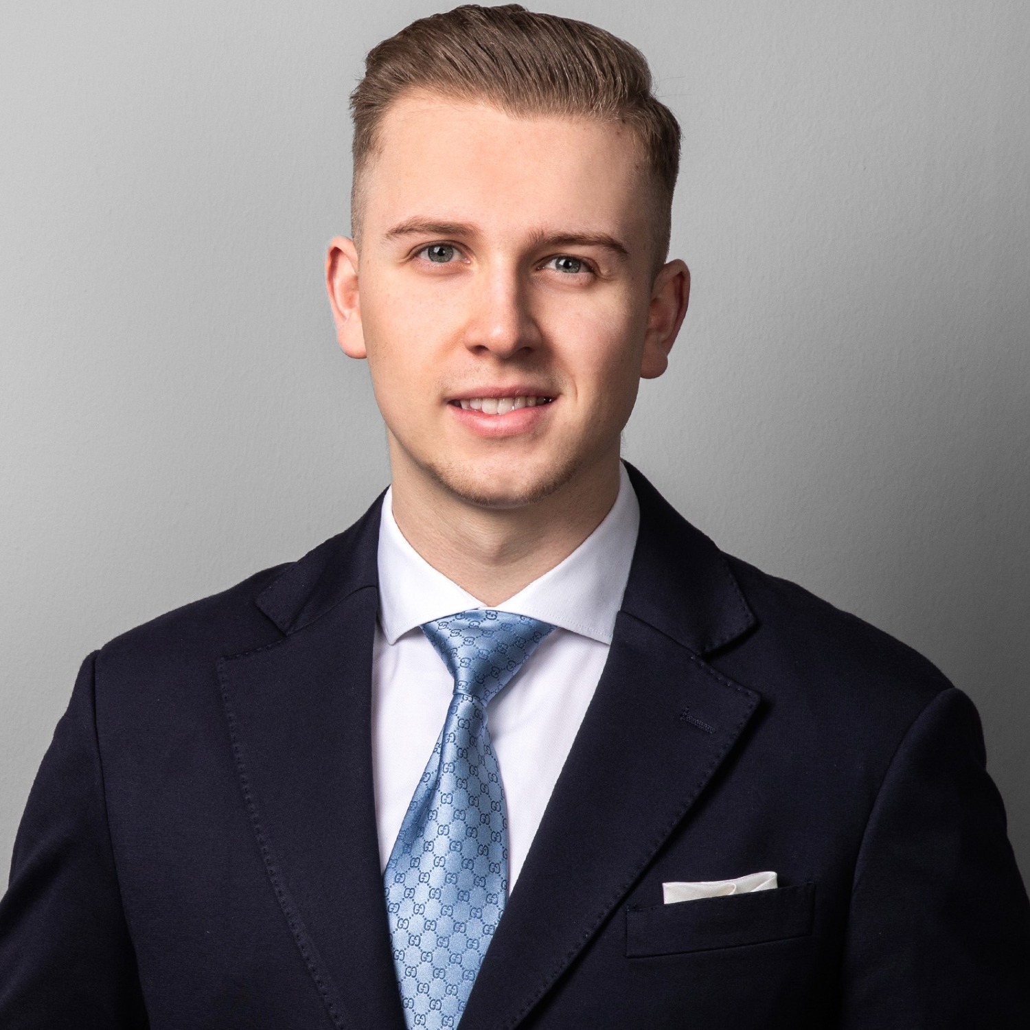 Allianz Versicherung IP Finance OHG Winsen Luhe - Simon Plieschke