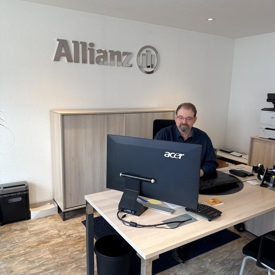 Allianz Versicherung Michael Ralf Förster Delligsen -  Büroleitung Karl-Heinz Ludwig