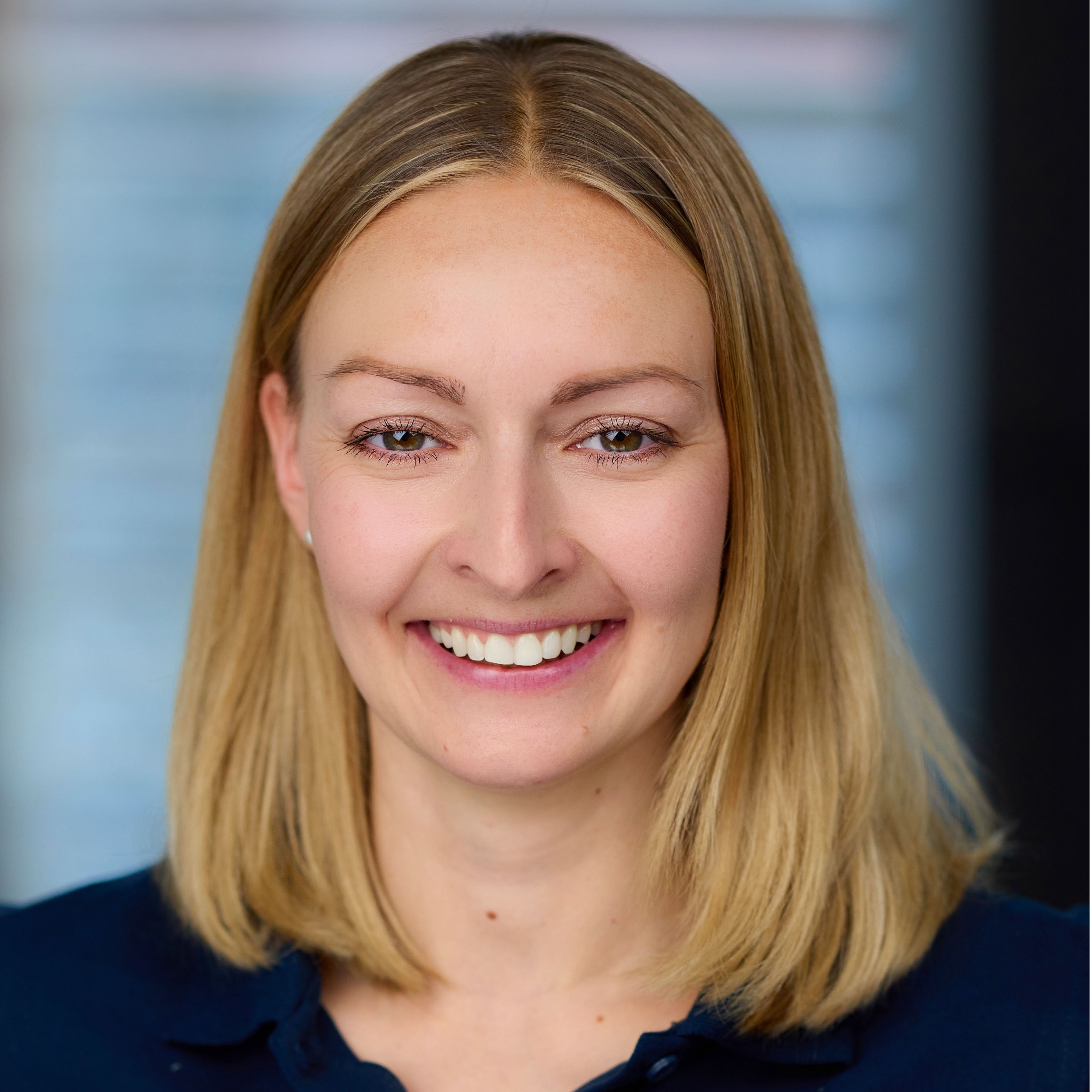Allianz Versicherung Steven Punt Heidelberg - Valeria Krznaric Kundenbetreuerin