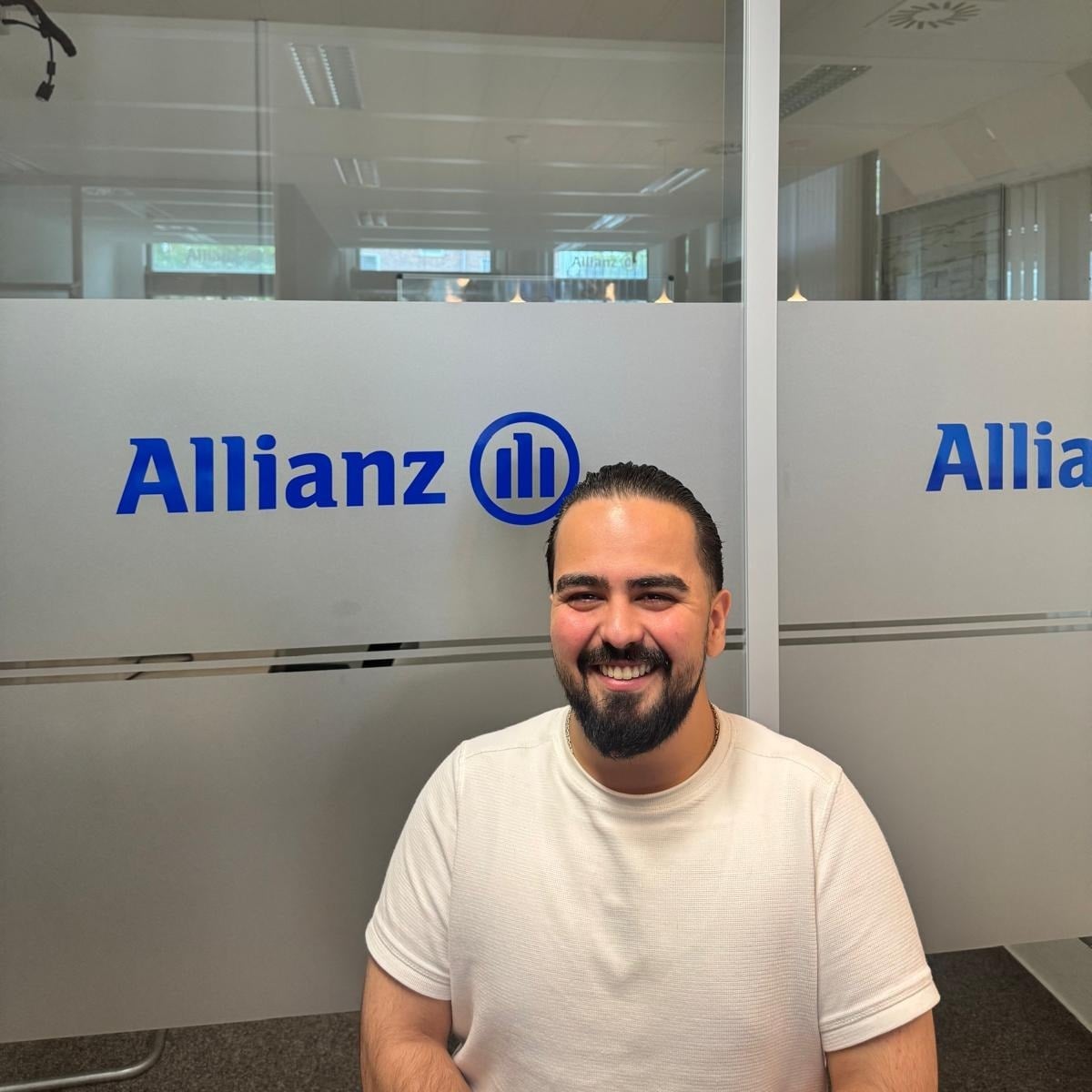 Allianz Versicherung Sulayman Nasimi Hamburg - Leandro Angelo Insolera