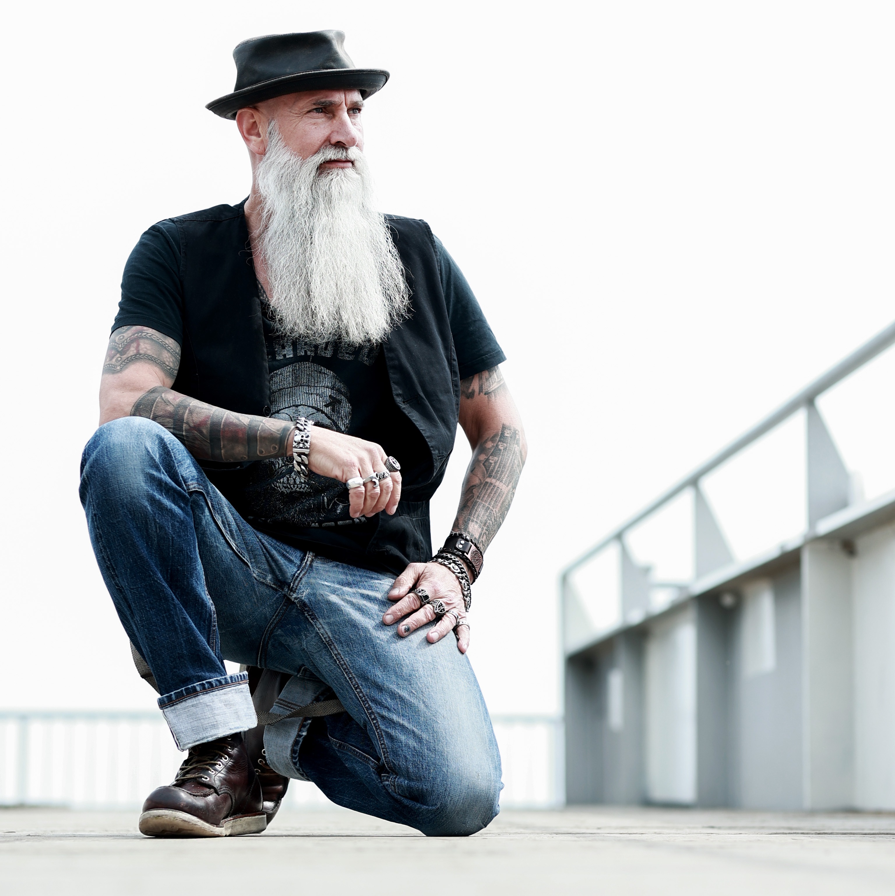 Allianz Versicherung Arne Heckt Hamburg - Gentleman Beard Style Custombike Oldtimer Peaky
