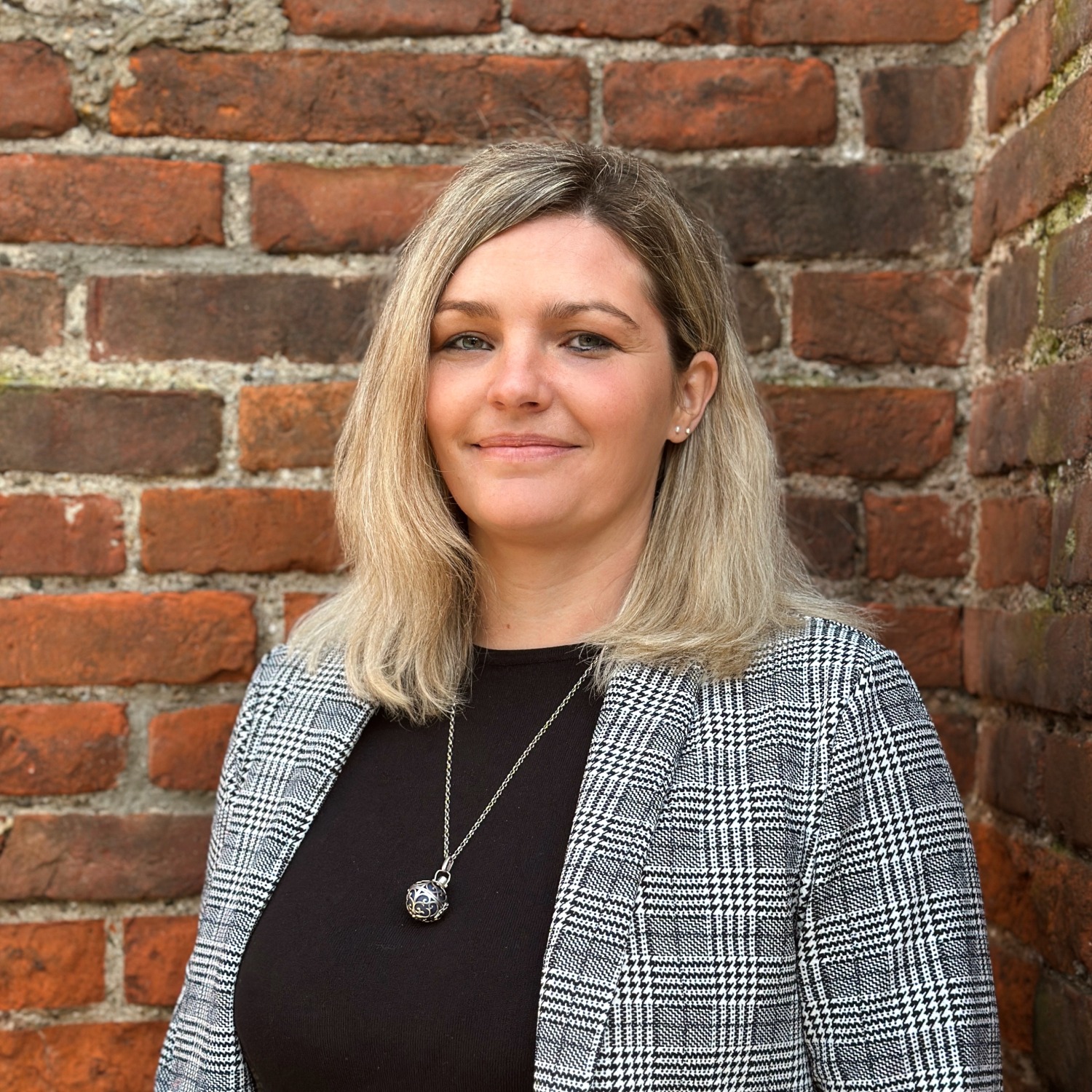 Allianz Versicherung David Terracciano und Jörg Kotsch GbR Memmingen - Melanie Schnur Schadenmanagement Memmingen Allianz