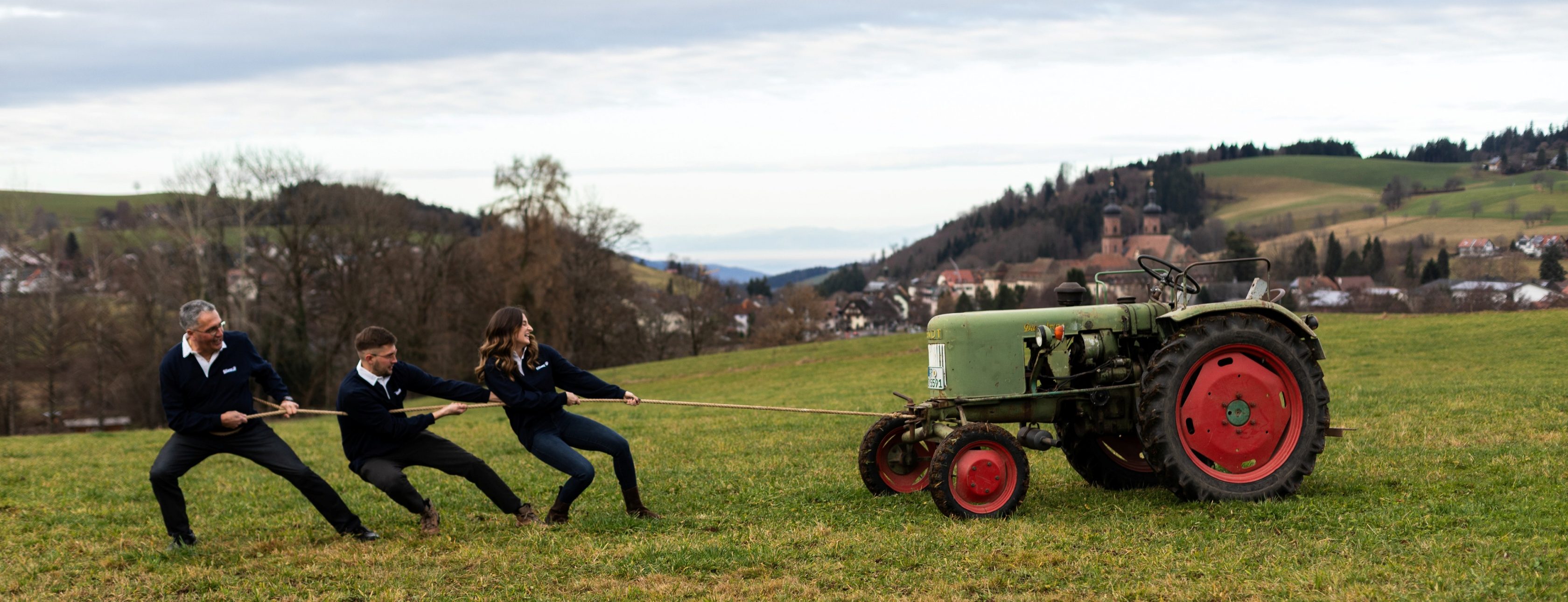 Allianz Versicherung Thaddaeus Kuerner e.K. St.Peter - Thaddäus und Joline