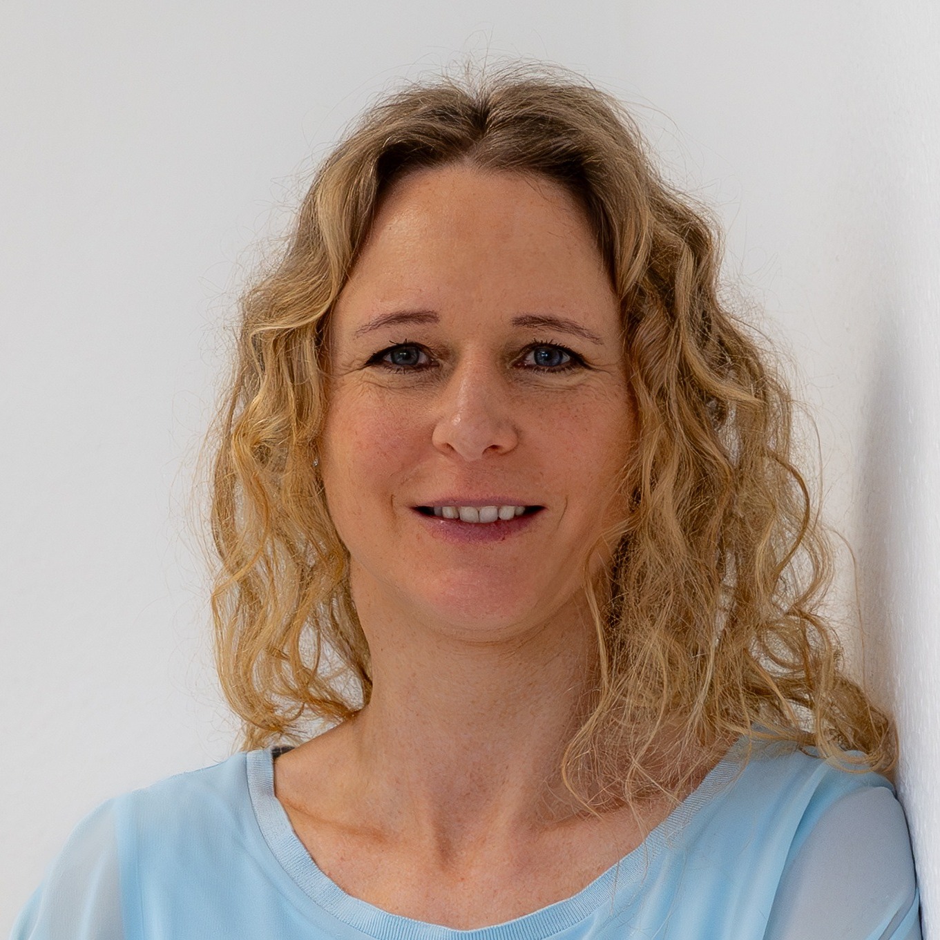 Allianz Versicherung Thierling und Thierling OHG Langen Hessen - Nadine Prieur Kundenbetreuerin