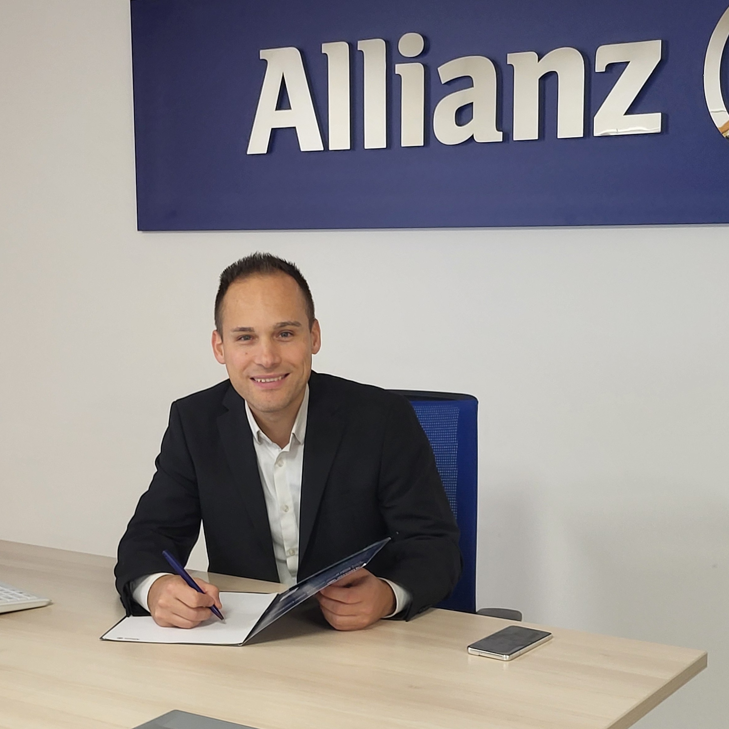 Allianz Versicherung Tim Coblenz Berlin - Allianz Versicherung Tim Coblenz 