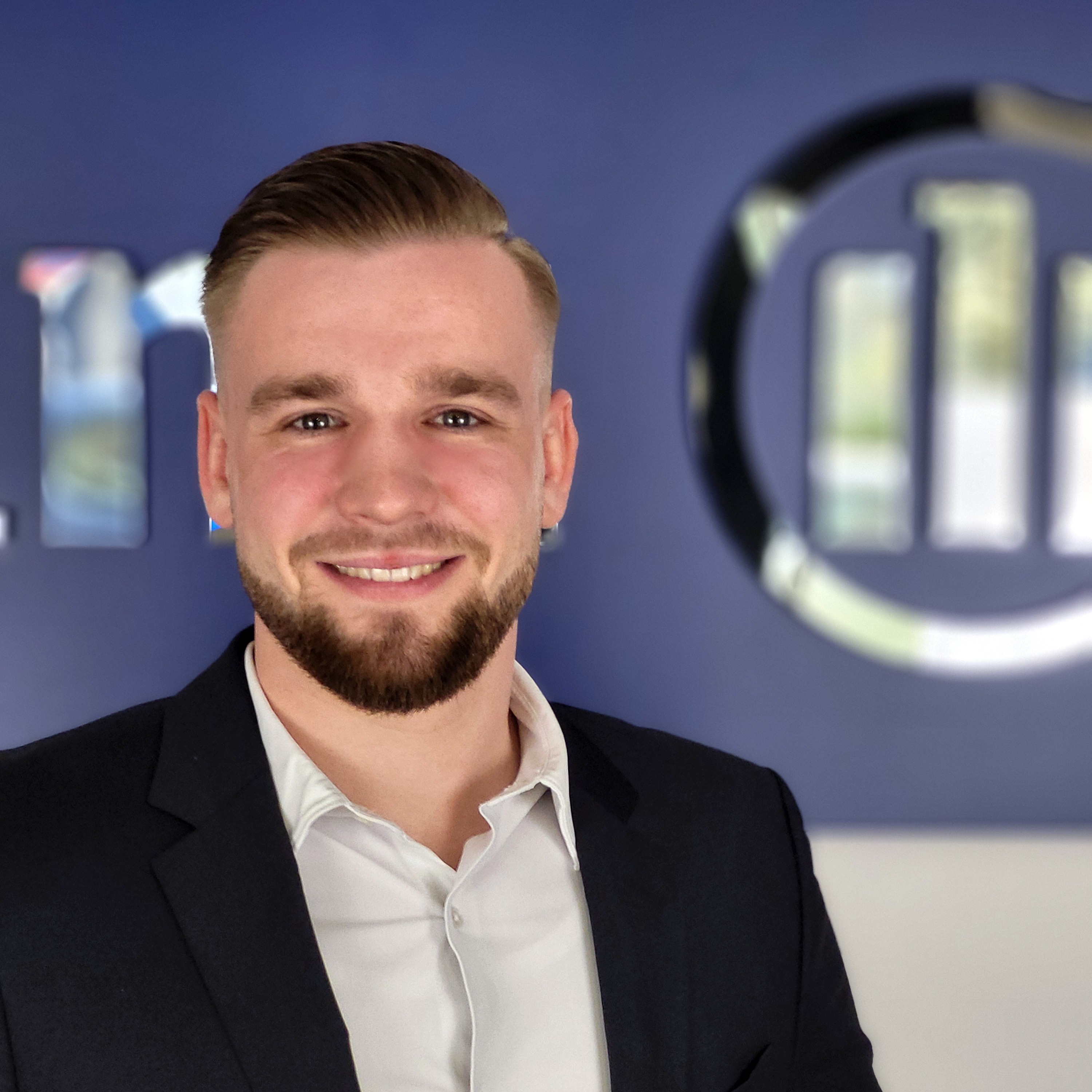 Allianz Versicherung Tim Coblenz Berlin - Kundenbetreuer
