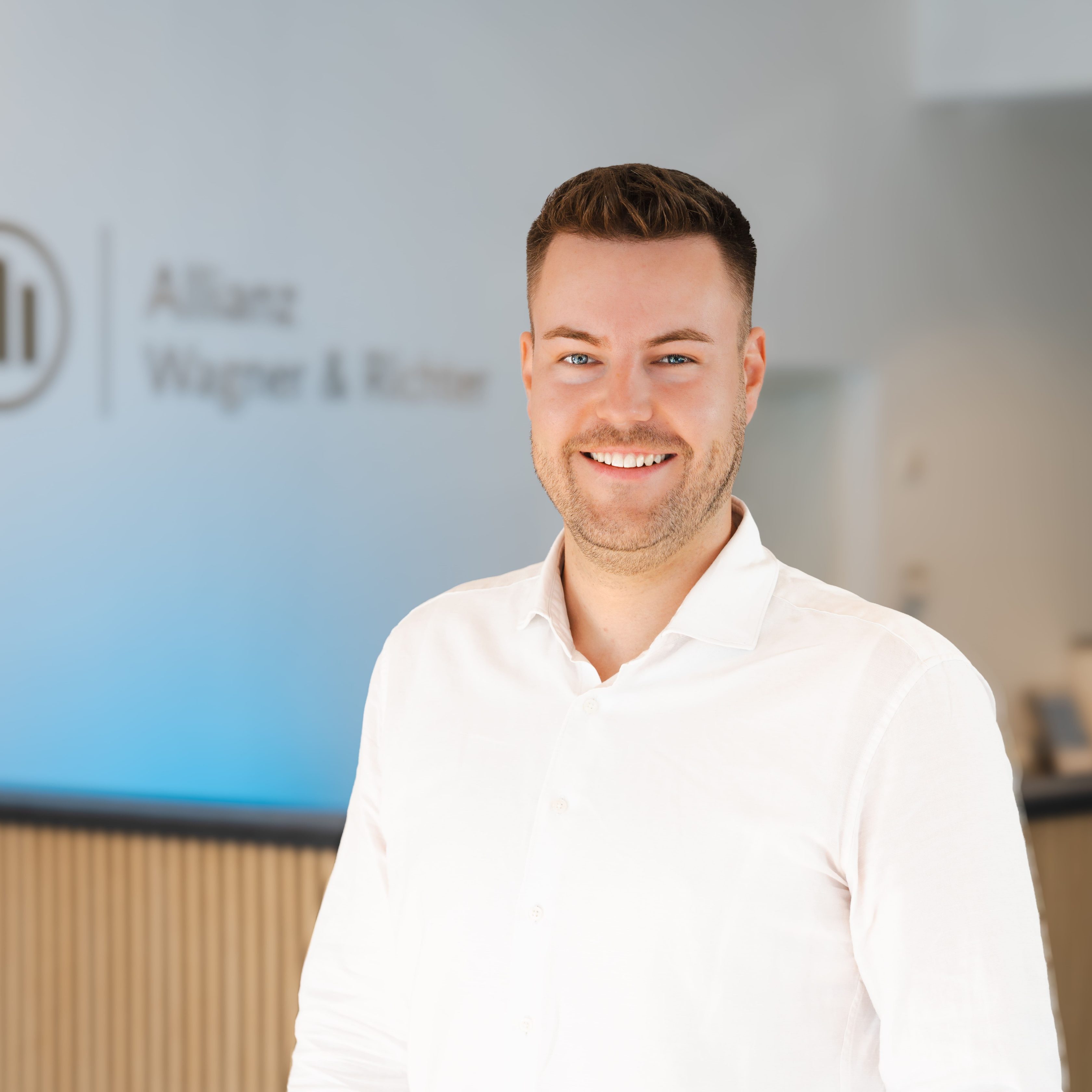 Allianz Versicherung Tim Janis Wagner Eschenburg - Allianz Versicherung Tim Wagner