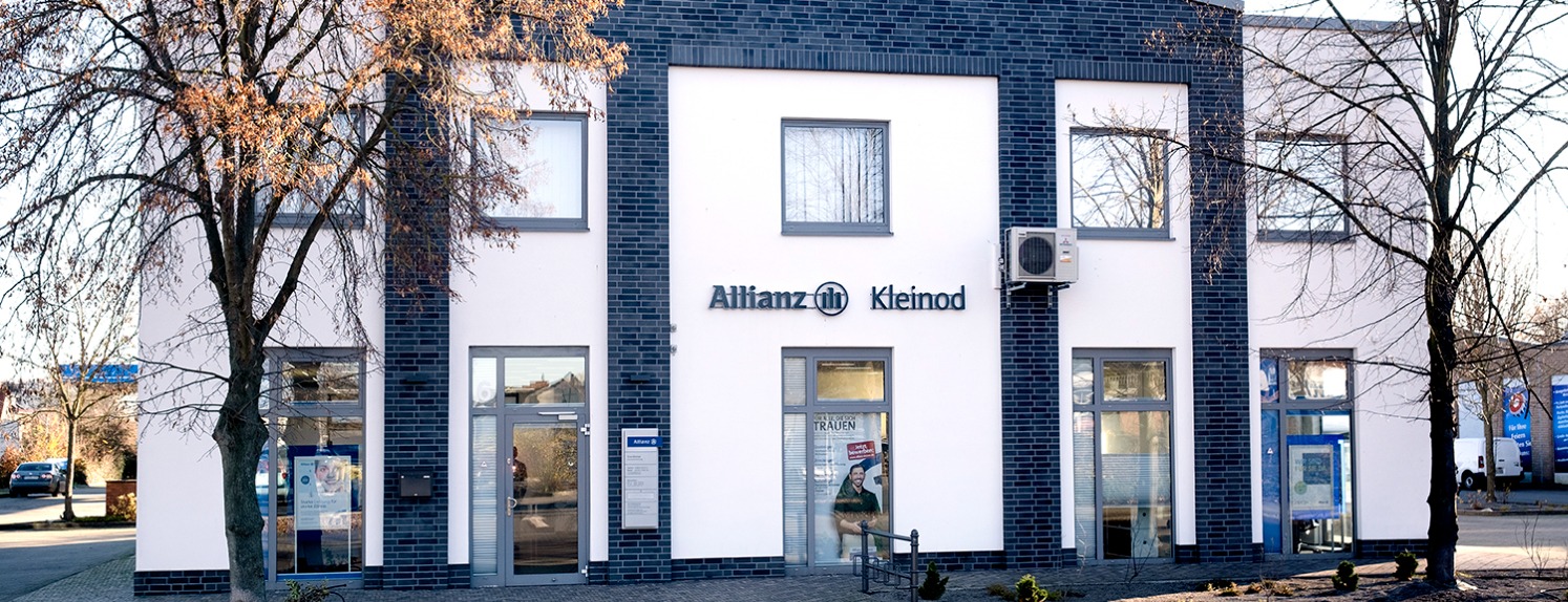 Allianz Versicherung Tino Kleinod Genthin - Gebäude Allianz