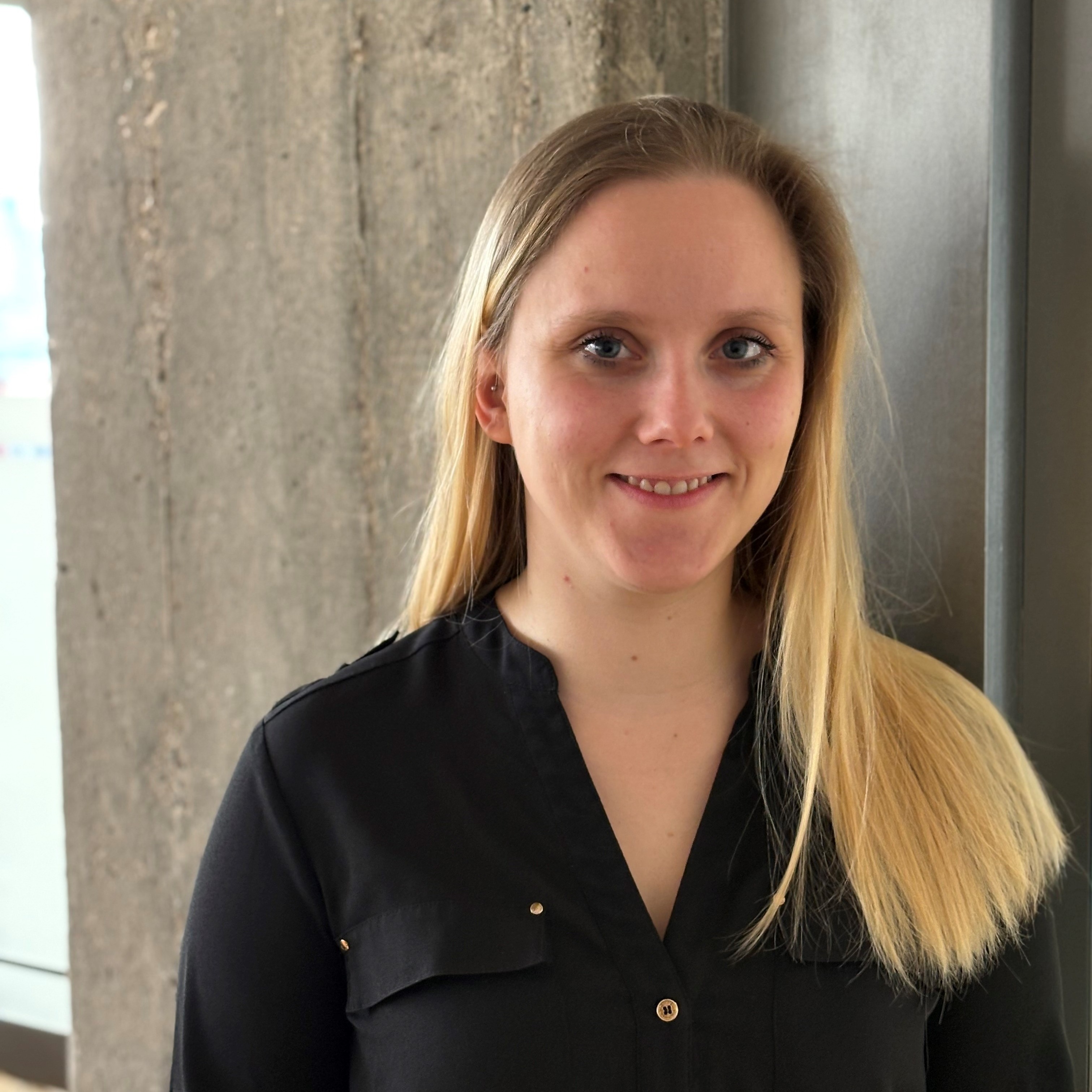 Allianz Versicherung Ungeheuer-Dr.Theobald- Dr.Casmir OHG Frankfurt am Main - Nadine Schirmer