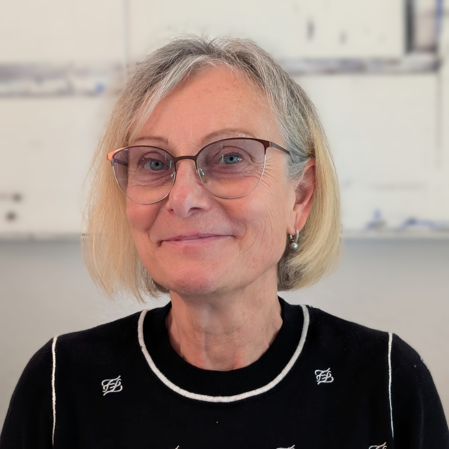 Allianz Versicherung Uwe Deichen Berlin - Elke Schäller in der Allianz Agentur Uwe Deichen