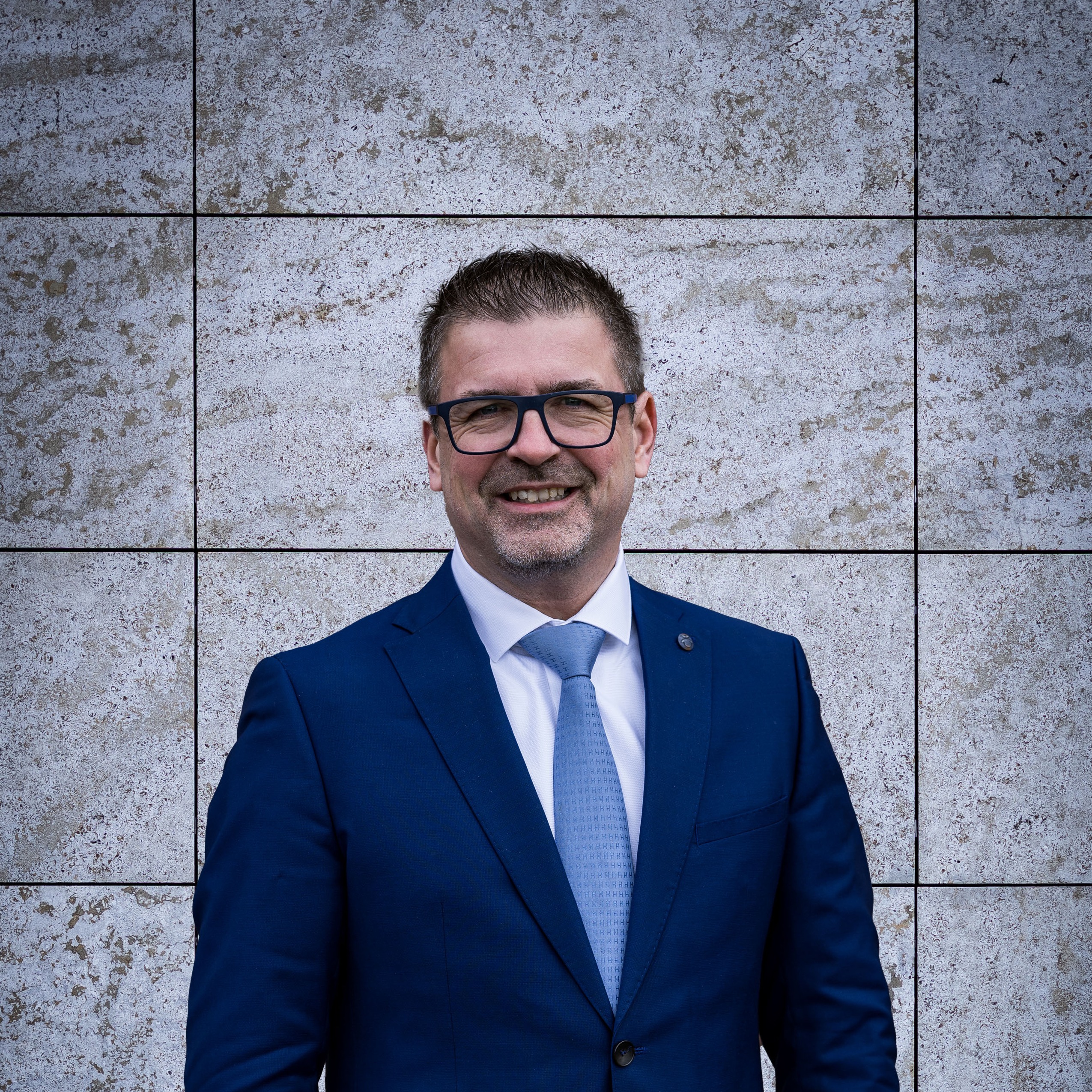 Allianz Versicherung Allianz Vertretung KOSH OHG Düsseldorf - Thorsten Cornelius