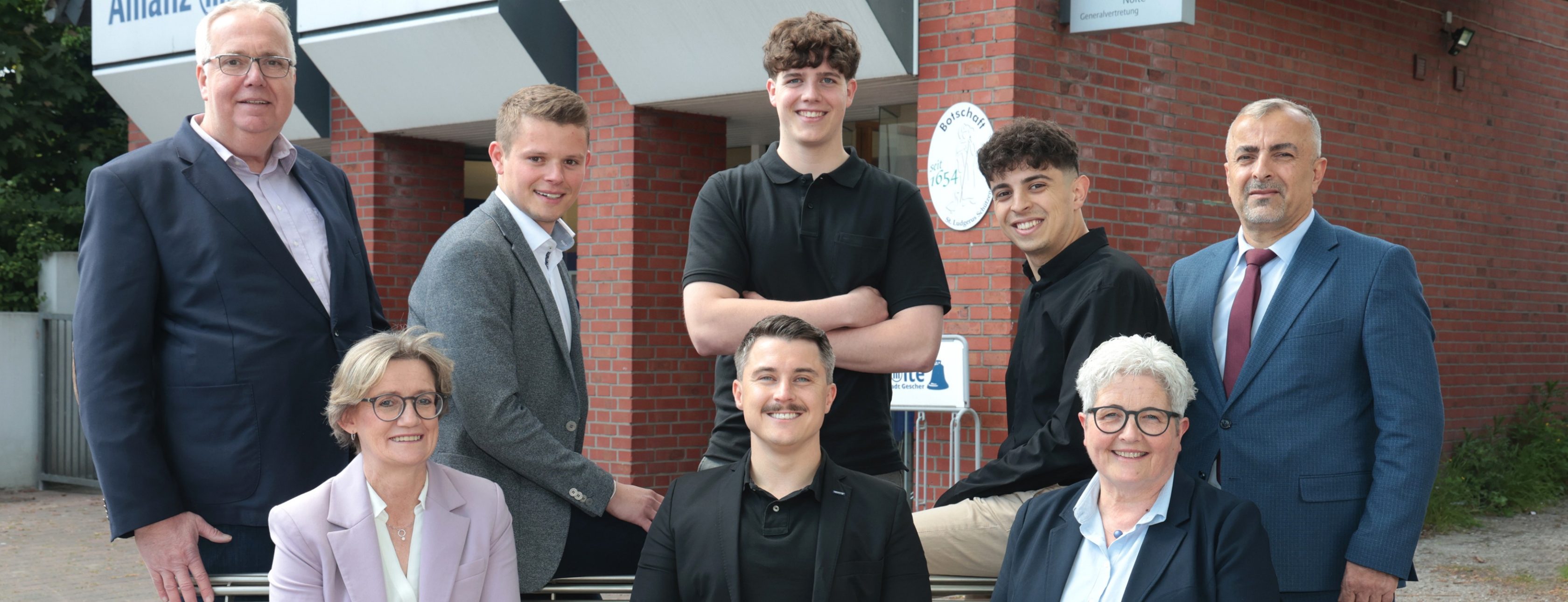 Allianz Versicherung Nolte und Kollegen OHG Inh. Christian Nolte und Justus Köjer Gescher - Gruppenfoto Mai 2025