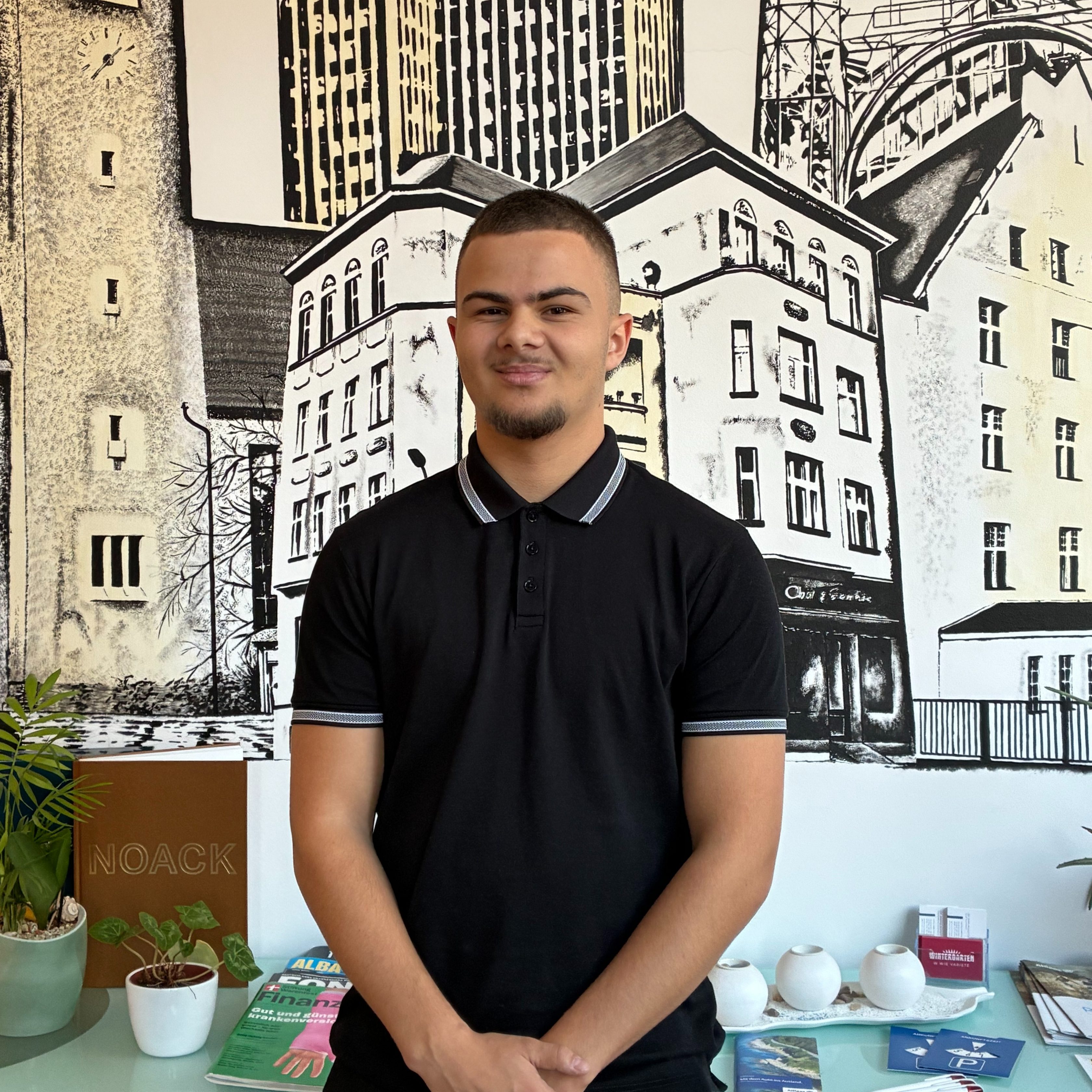 Hr. Hugo Chudaske Allianz Versicherung Teja Pauli Berlin - Hr. Hugo Chudaske